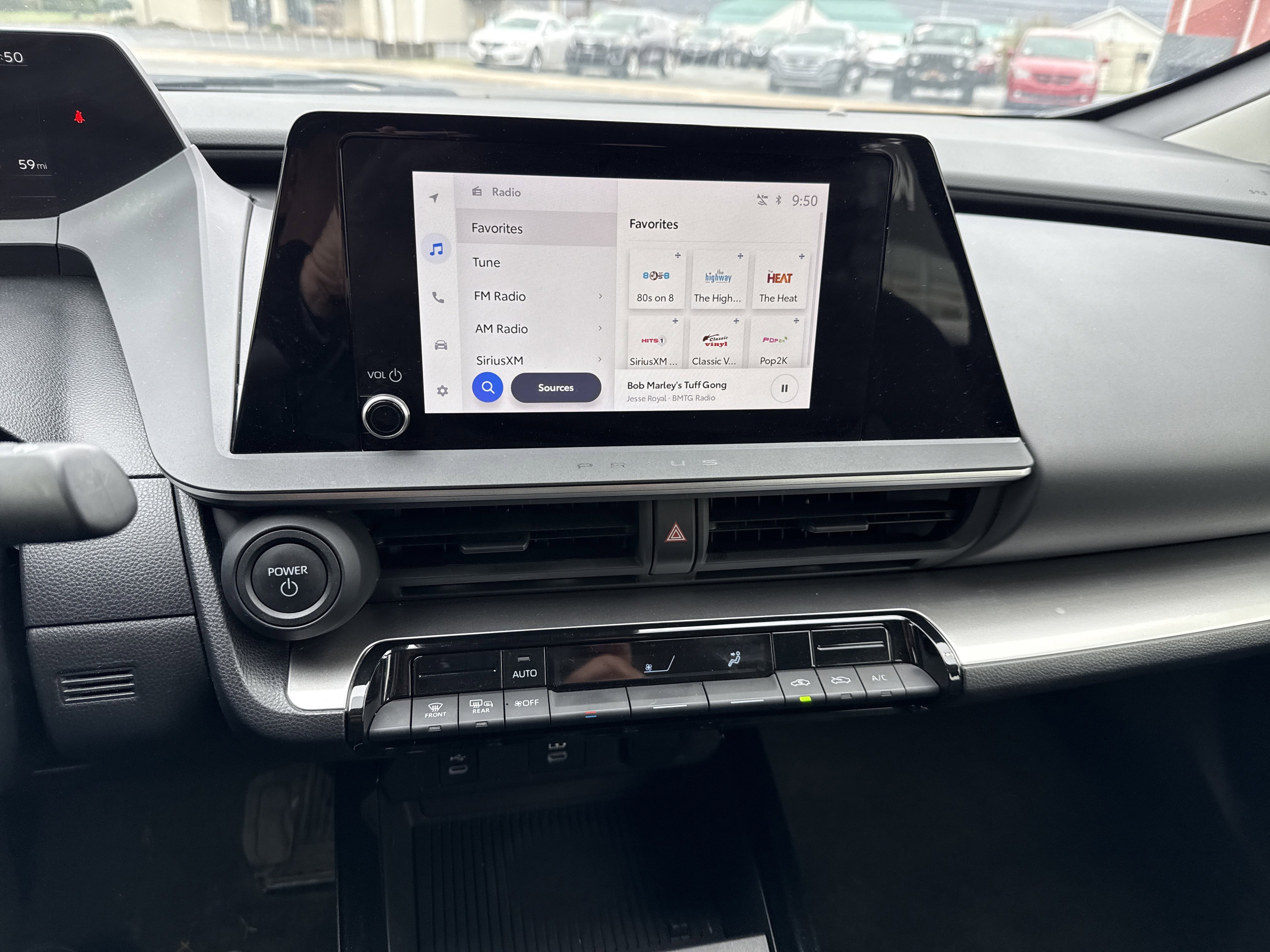Used 2024 Toyota Prius LE FWD image 24