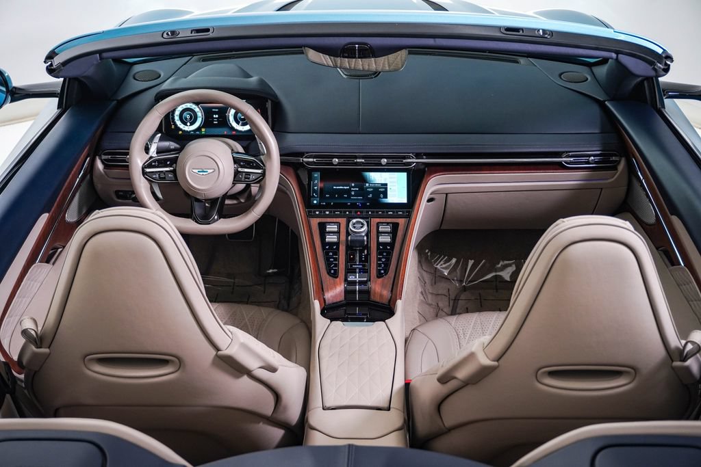 Used 2024 Aston Martin DB12 Convertible RWD image 22