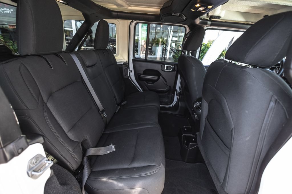 Used 2019 Jeep Wrangler Unlimited Sport S AWD/4WD image 26