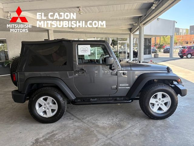 Used 2018 Jeep Wrangler Sport AWD/4WD image 2