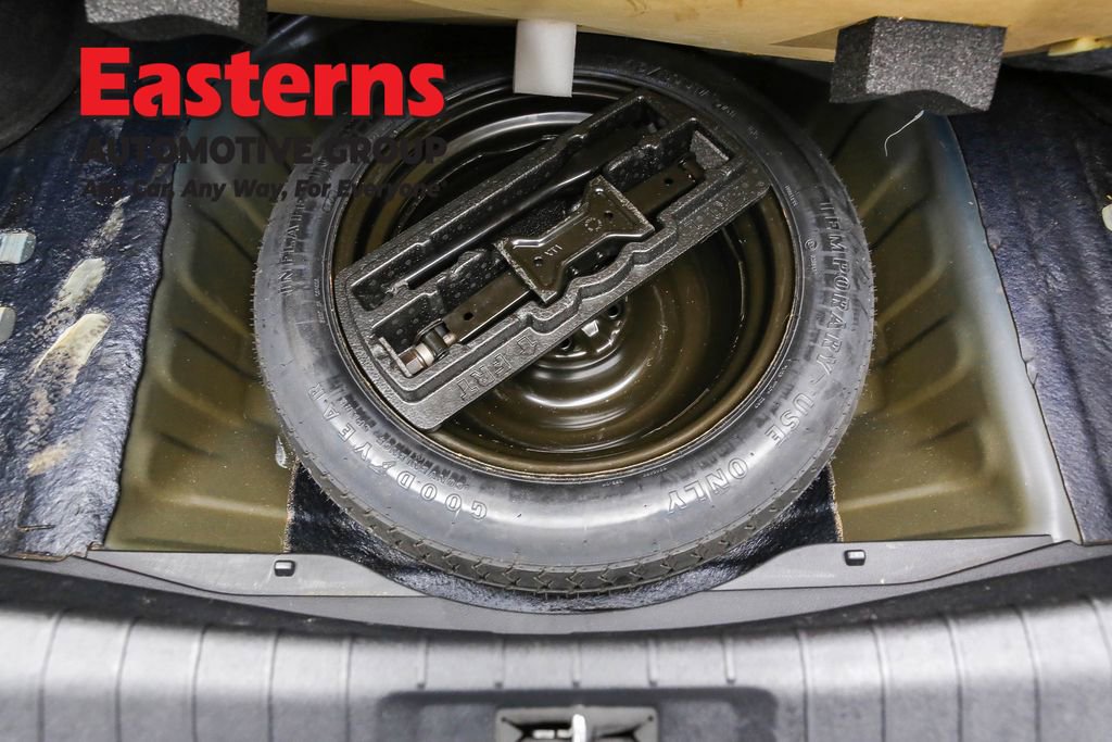 Used 2016 Nissan Maxima Platinum w/ Interior Lighting Package image 26