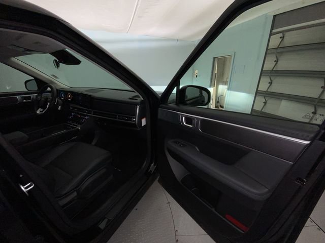 Used 2025 Hyundai Santa Fe SEL FWD image 25