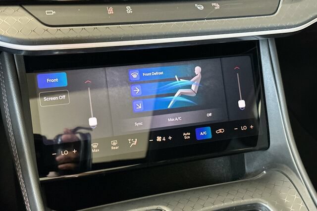 New 2025 Jeep Wagoneer S Limited AWD/4WD image 17