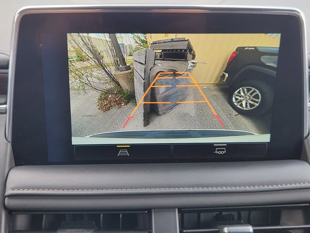 Used 2023 Chevrolet Suburban LT image 14