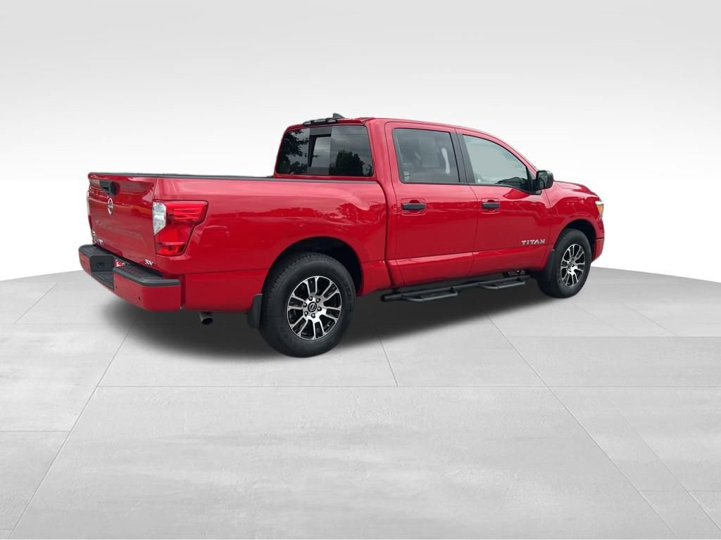Used 2024 Nissan Titan SV w/ SV Convenience Package image 7