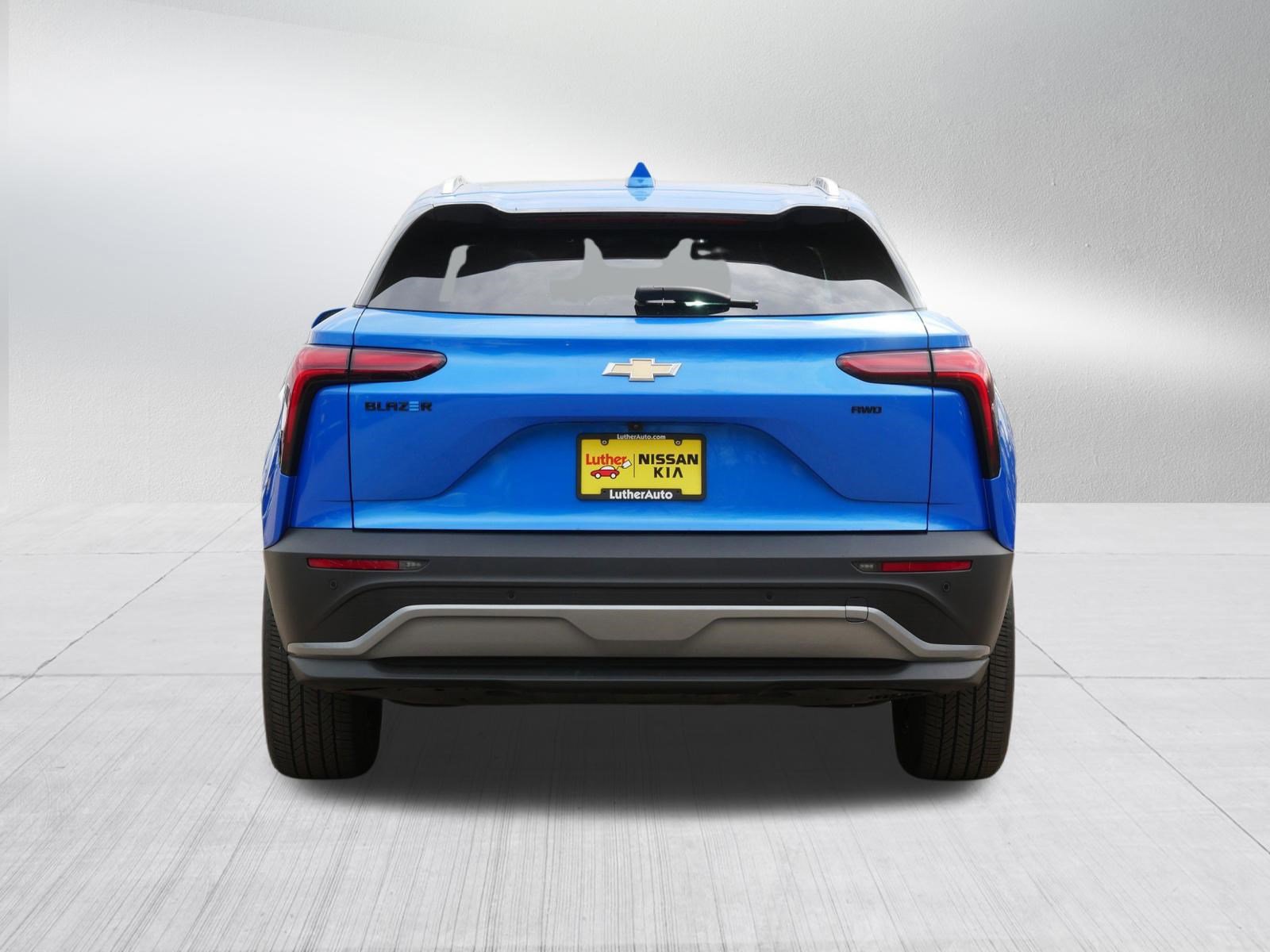 Used 2024 Chevrolet Blazer EV LT image 6