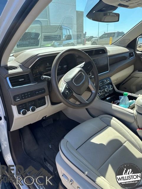 Used 2023 GMC Yukon Denali w/ LPO, Floor Liner Package AWD/4WD image 7