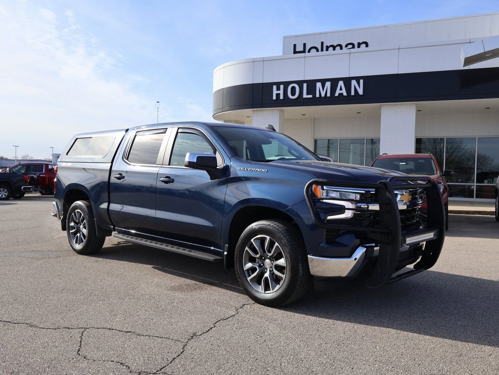 Used 2023 Chevrolet Silverado 1500 LT image 1