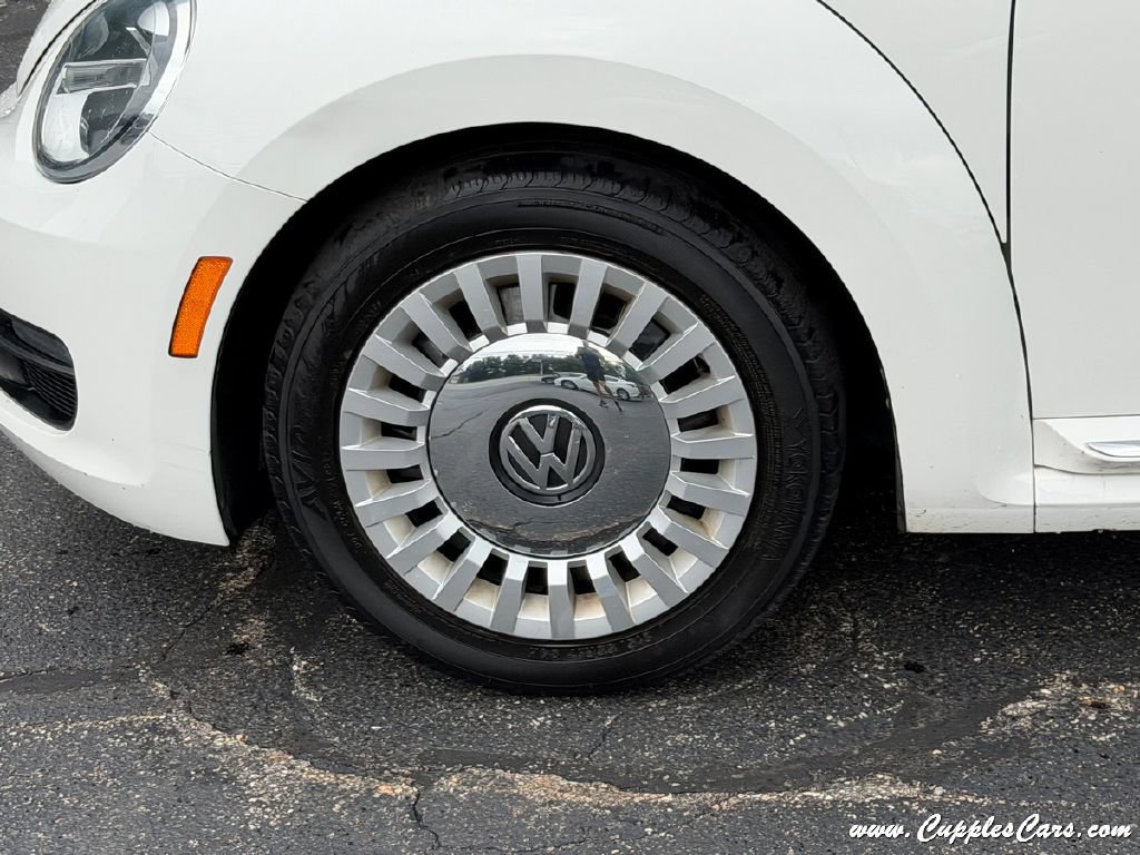 Used 2013 Volkswagen Beetle 2.5 FWD image 40