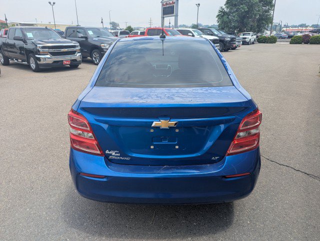 Used 2017 Chevrolet Sonic LT w/ Convenience Package FWD image 4