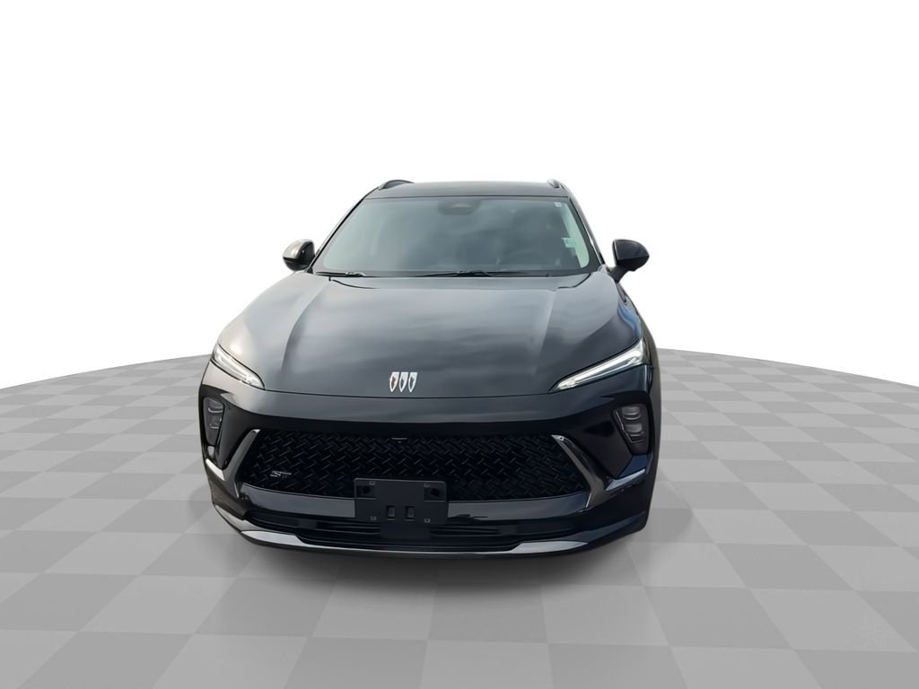 Certified 2025 Buick Envision Sport Touring image 3