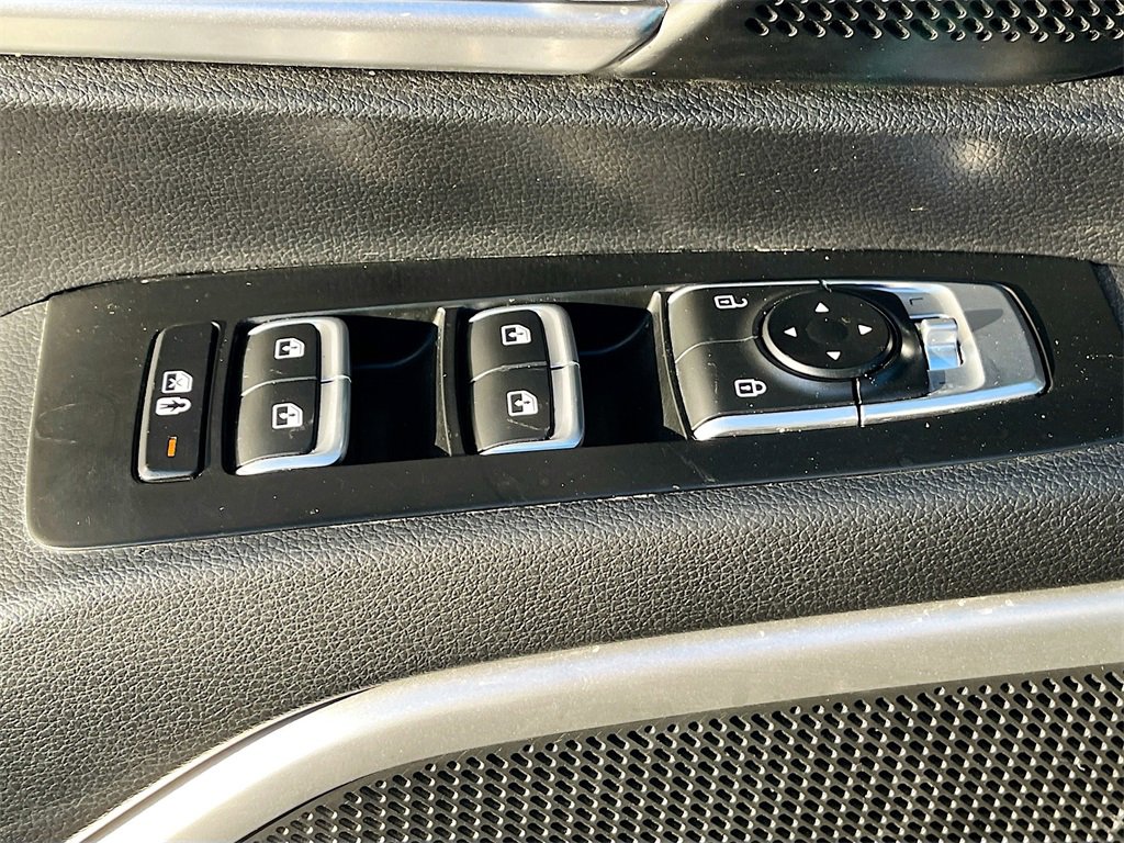 Used 2022 Kia Telluride S image 18