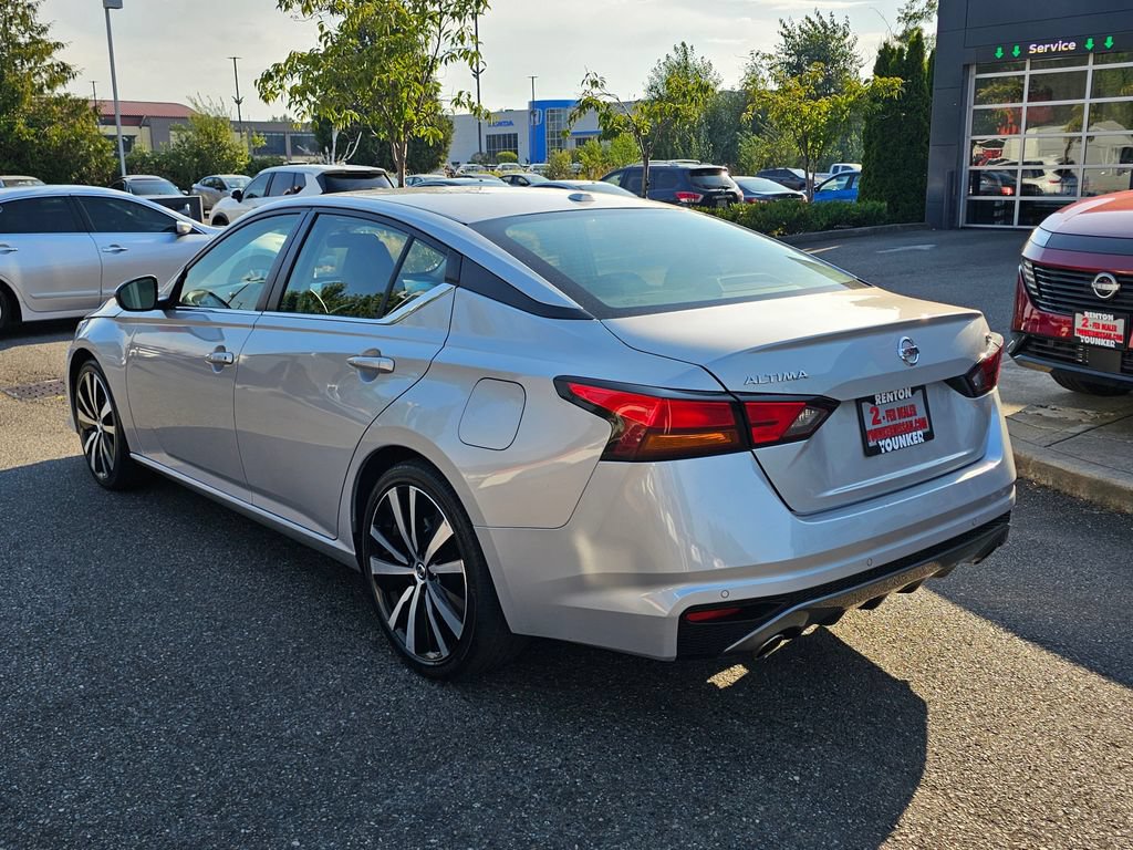 Used 2022 Nissan Altima 2.5 SR FWD image 7