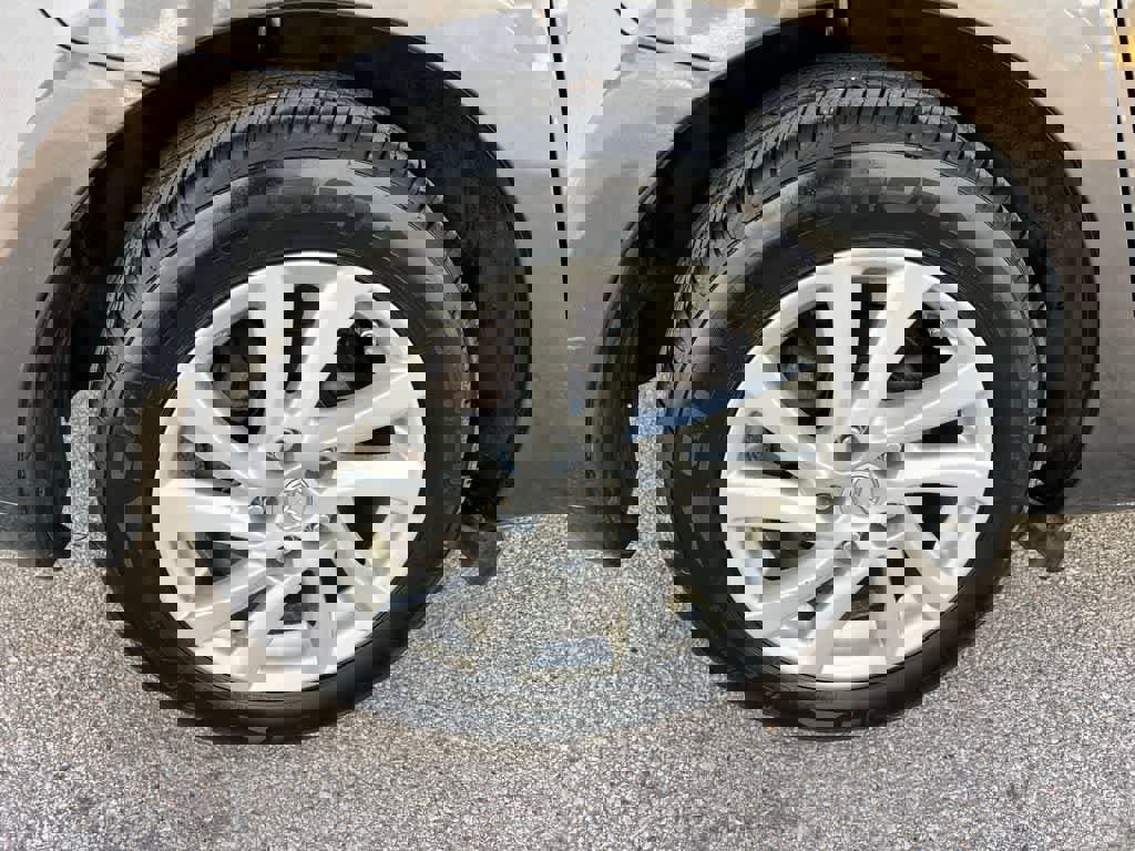 Used 2012 MAZDA MAZDA3 i Touring image 12