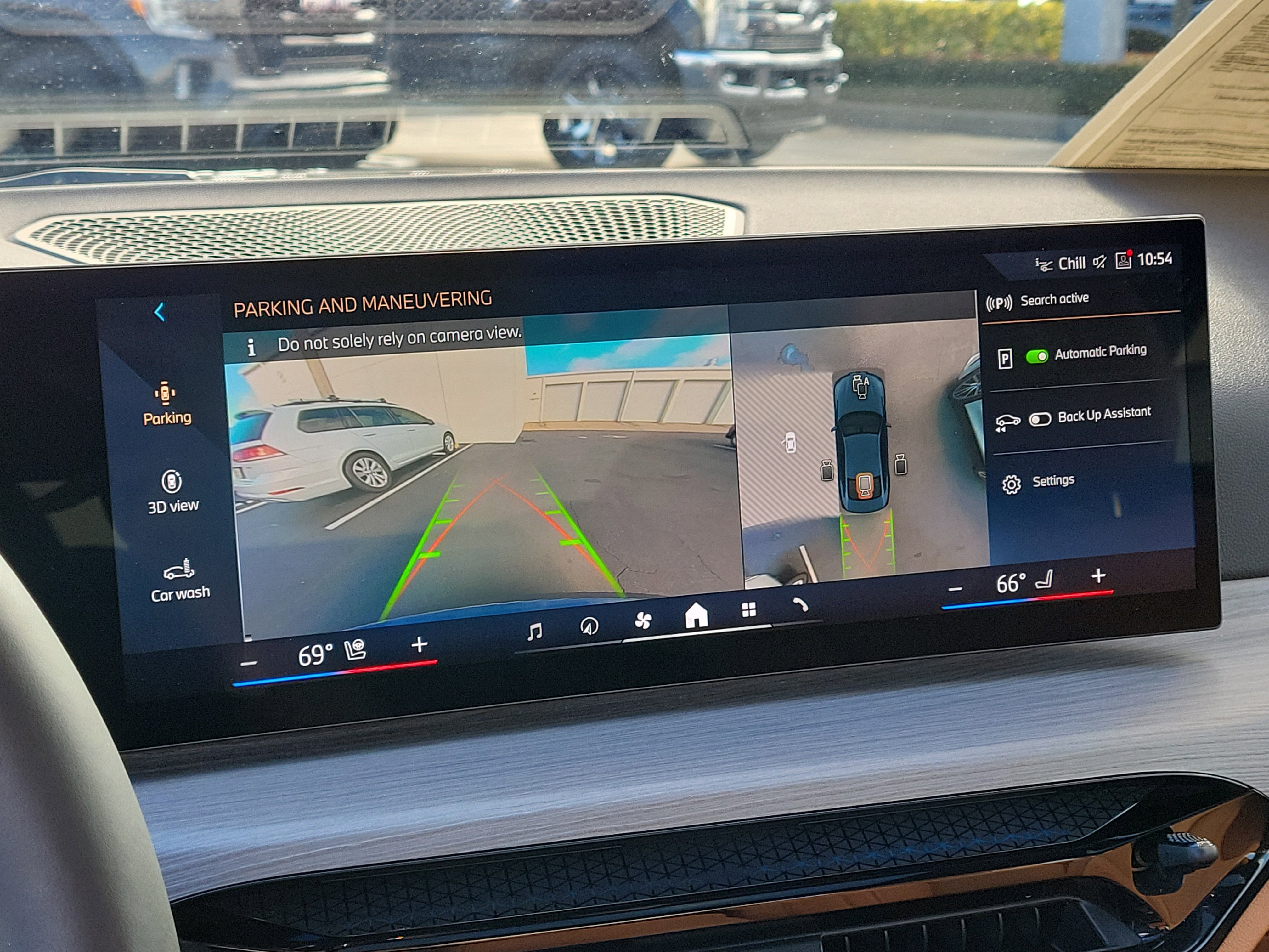 Used 2025 BMW 430i Coupe w/ M Sport Package image 18