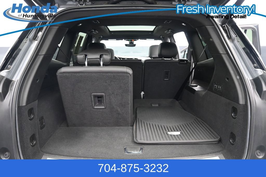Used 2022 Cadillac XT6 Sport w/ Technology Package AWD/4WD image 10