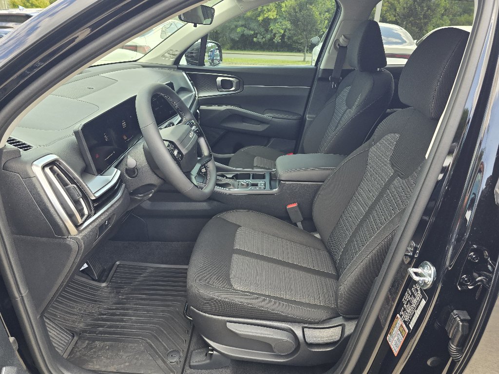 New 2026 Kia Sorento LX FWD image 5