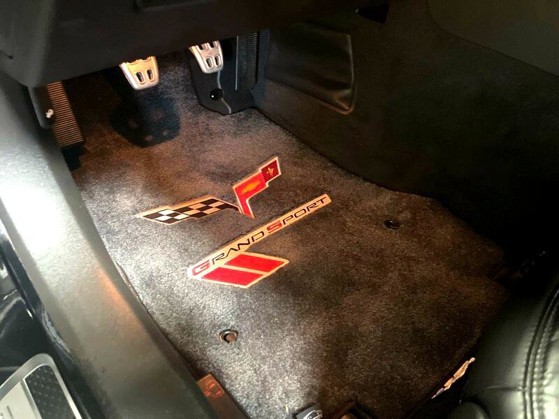 Used 2011 Chevrolet Corvette Grand Sport w/ Preferred Equipment Group image 28