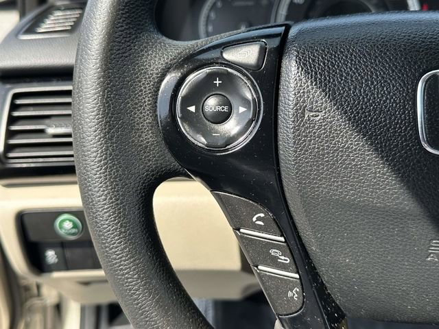 Used 2016 Honda Accord LX image 9