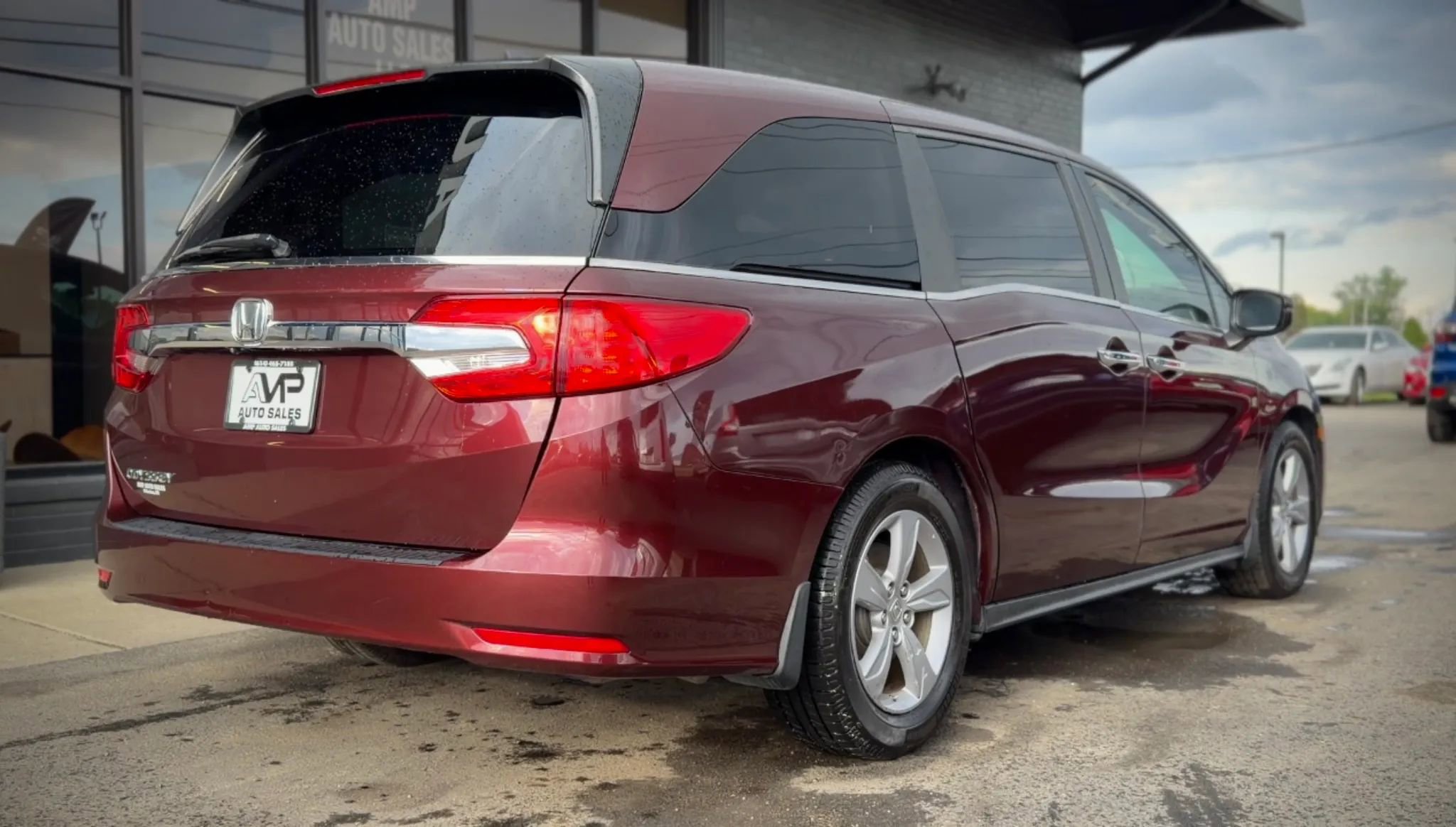 Used 2019 Honda Odyssey EX image 2