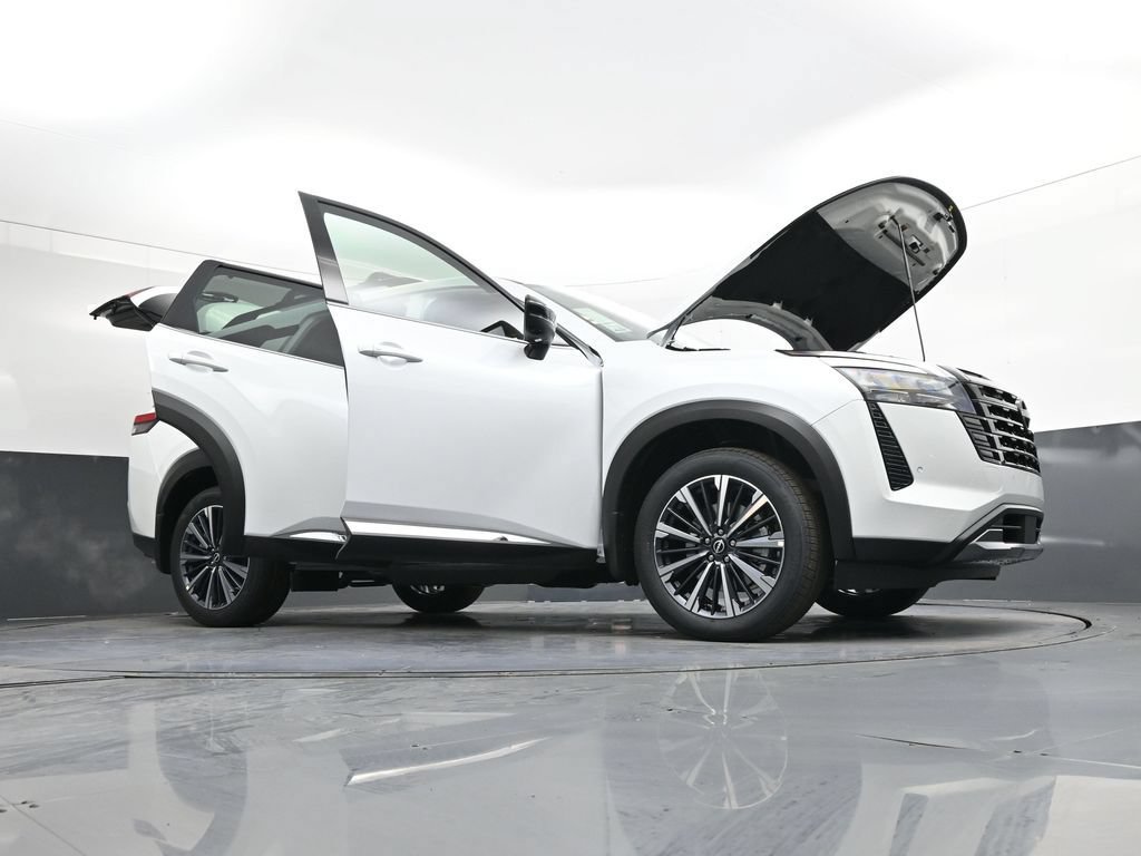 New 2026 Nissan Pathfinder Platinum w/ Cargo Package FWD image 54