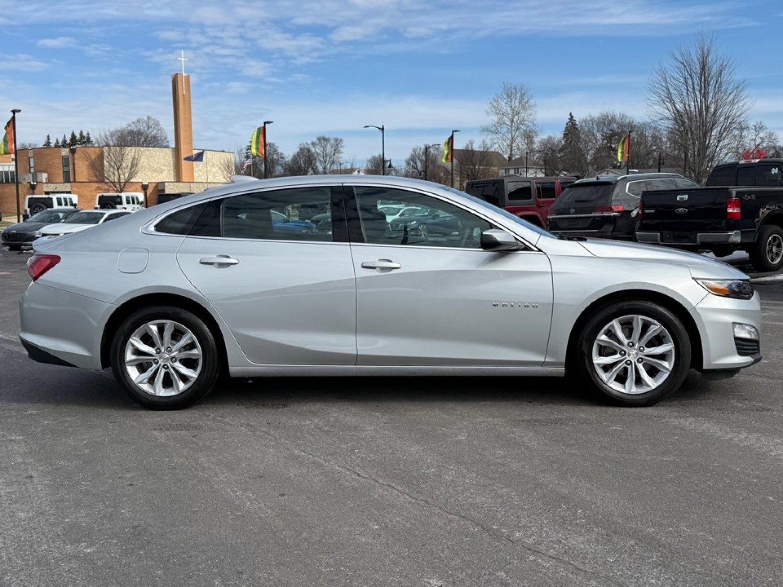 Used 2021 Chevrolet Malibu LT image 9
