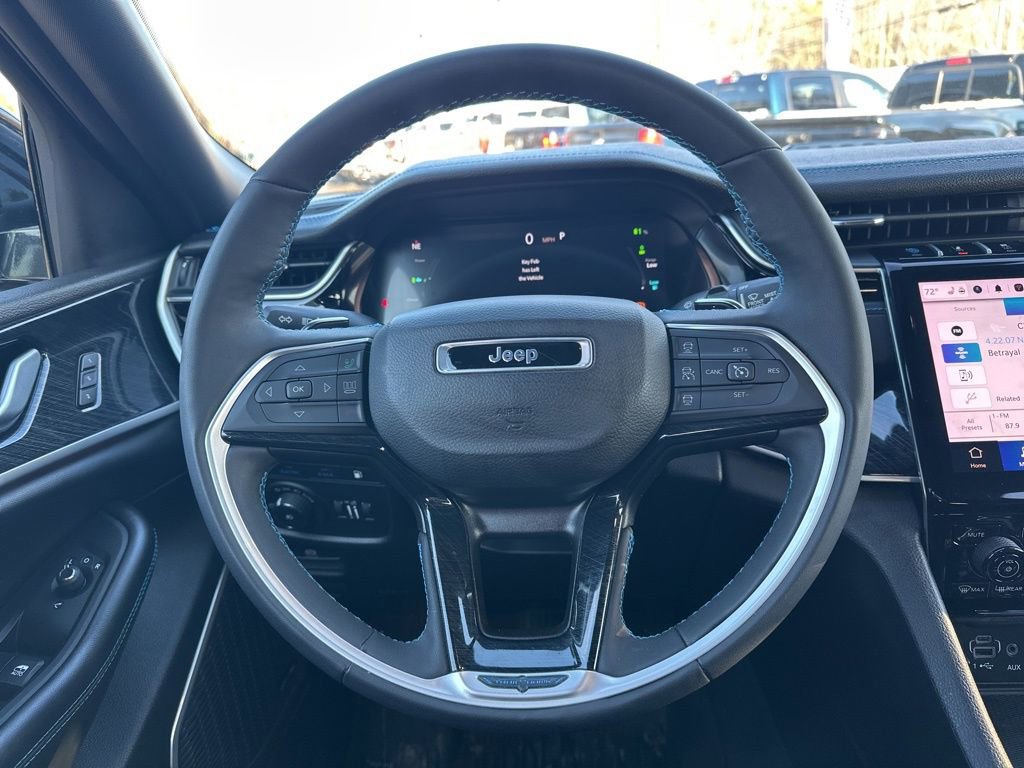 Used 2024 Jeep Grand Cherokee Trailhawk w/ Luxury Tech Group III image 19