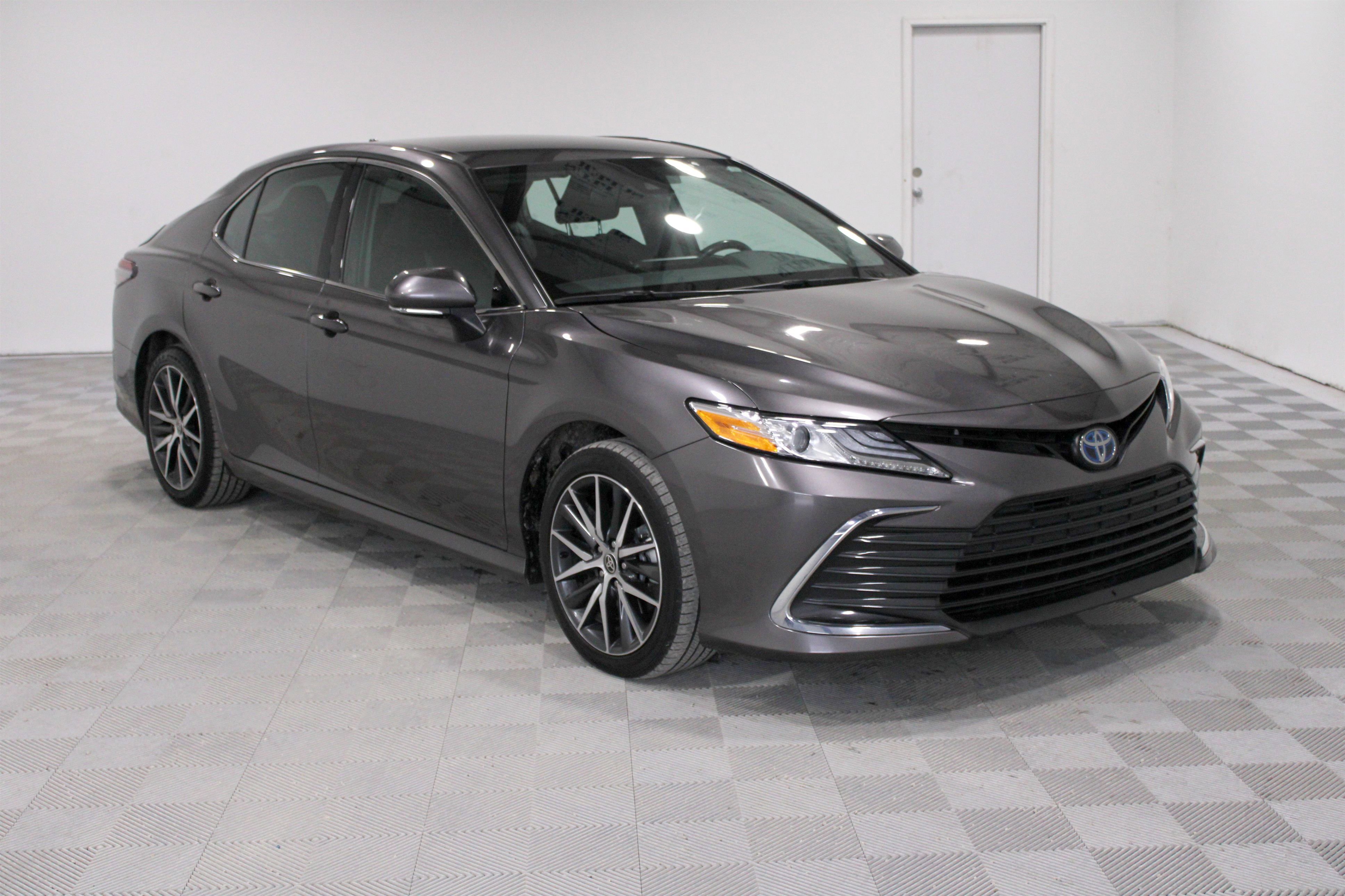 Used 2023 Toyota Camry XLE video 1