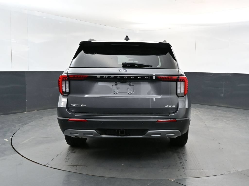 New 2026 Ford Explorer Active w/ Active Comfort Package AWD/4WD image 4