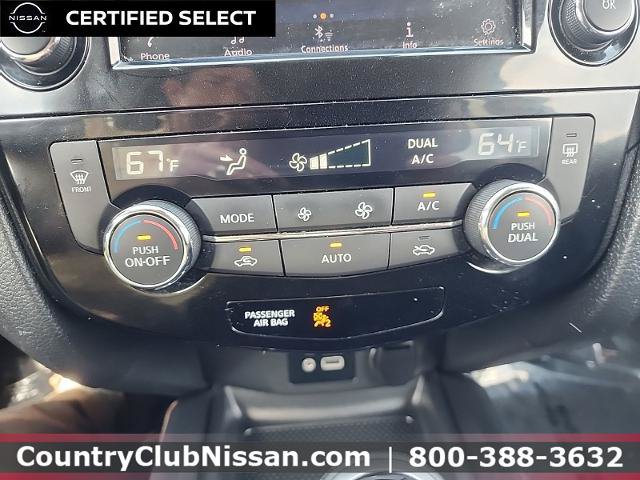 Certified 2019 Nissan Rogue SV AWD/4WD image 16