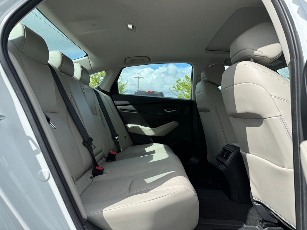 Used 2023 Honda Accord Touring image 17
