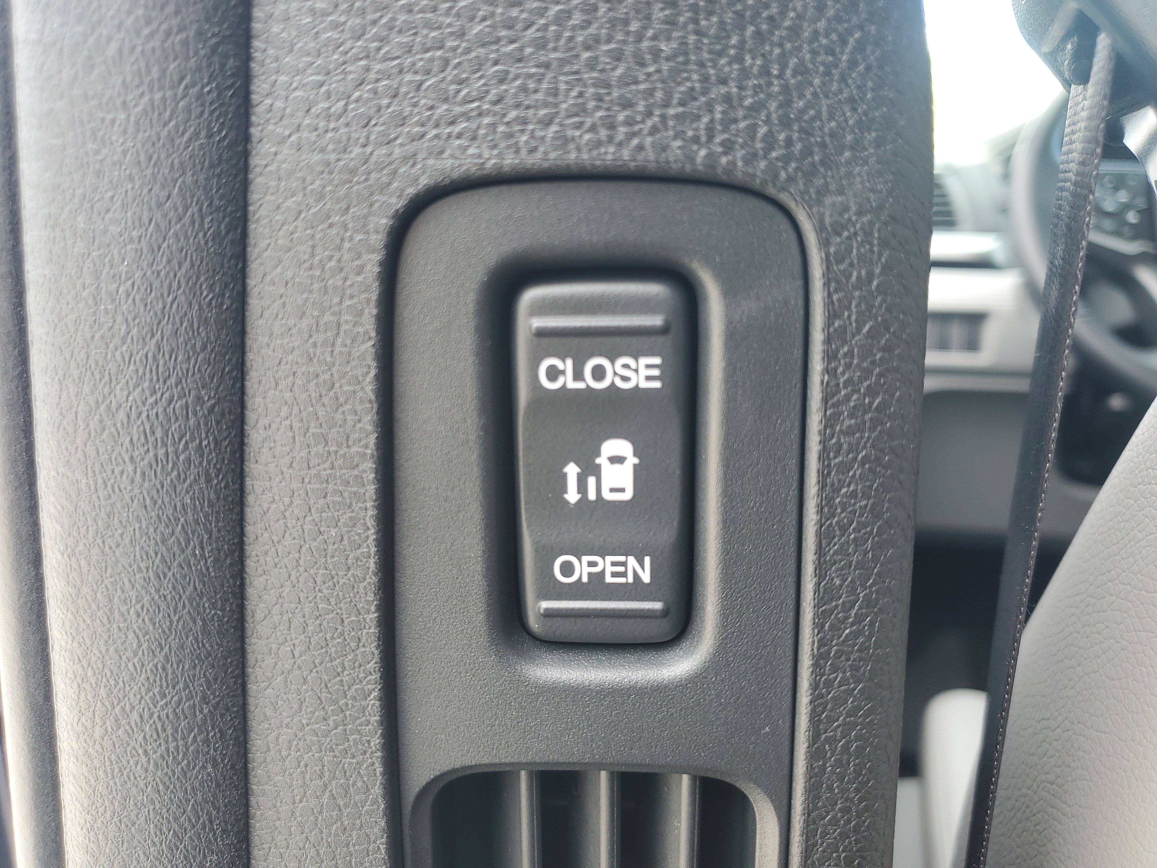 Used 2024 Honda Odyssey EX-L image 15