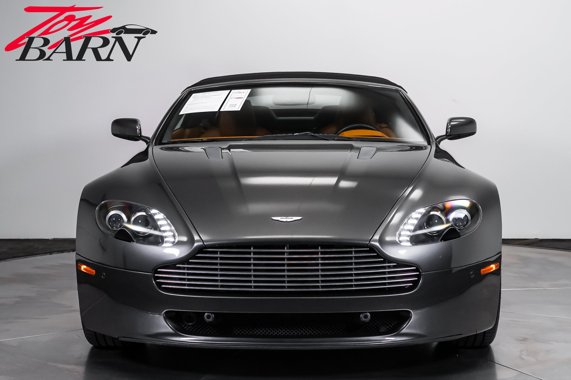 Used 2009 Aston Martin V8 Vantage Roadster RWD image 16