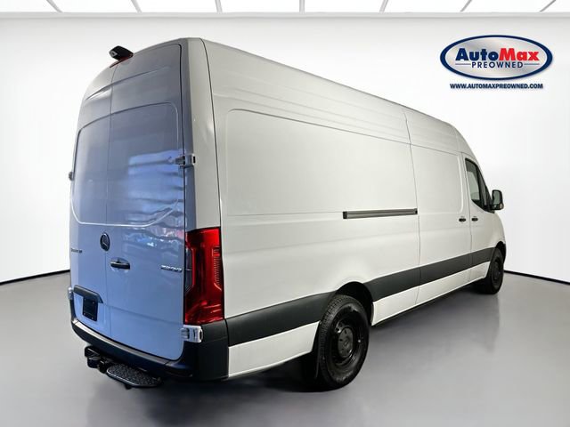 Used 2025 Mercedes-Benz Sprinter 2500 image 7