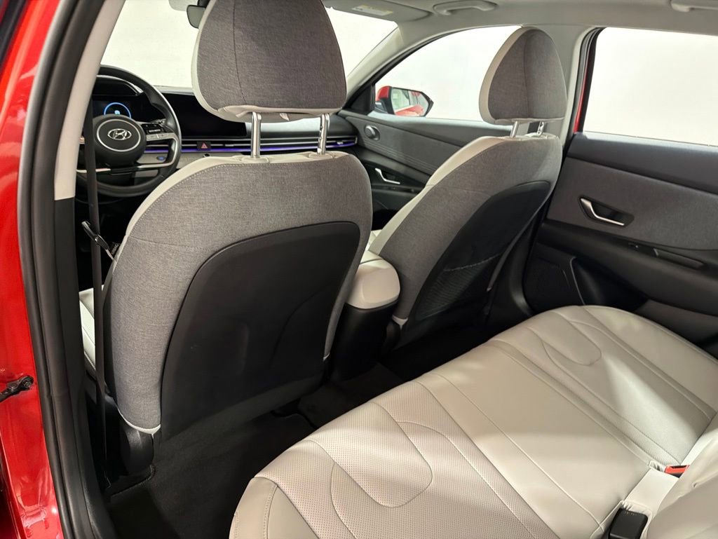 Used 2021 Hyundai Elantra Limited w/ Cargo Package FWD image 20