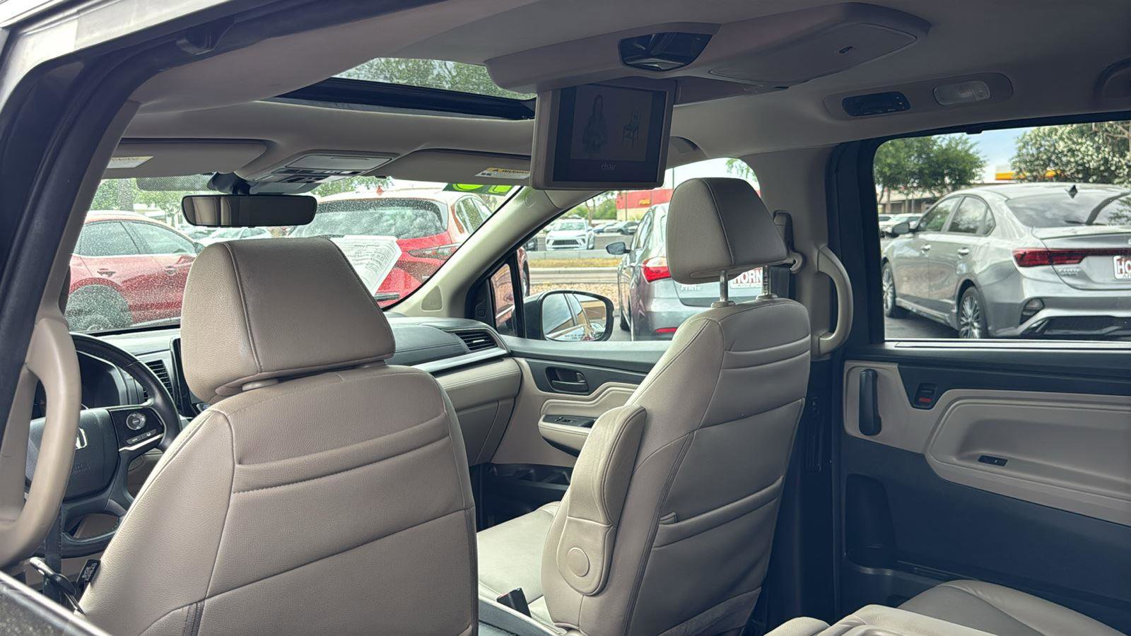 Used 2018 Honda Odyssey Touring image 26