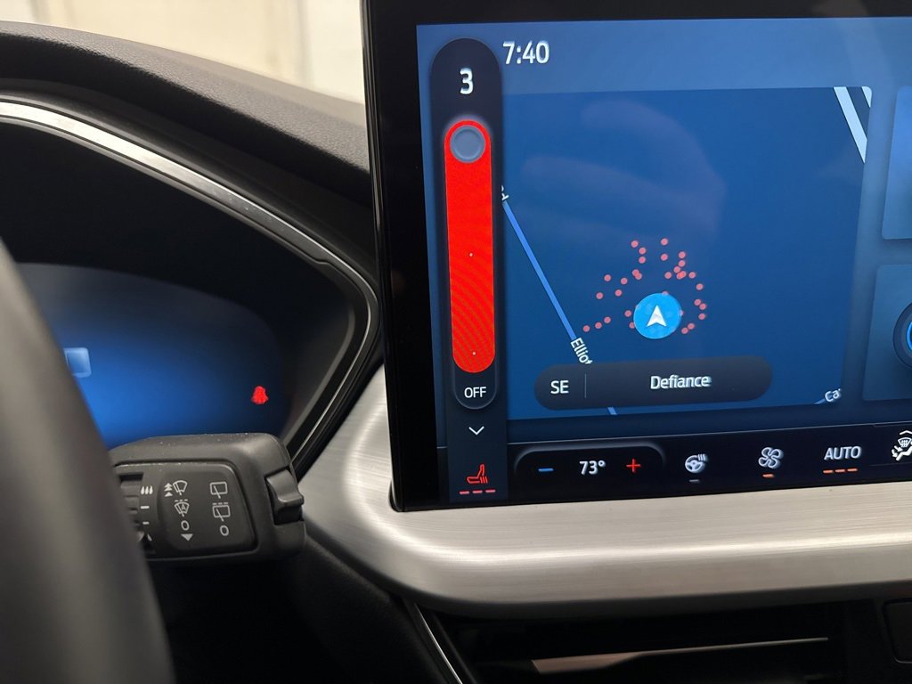 Used 2024 Ford Escape Platinum image 32