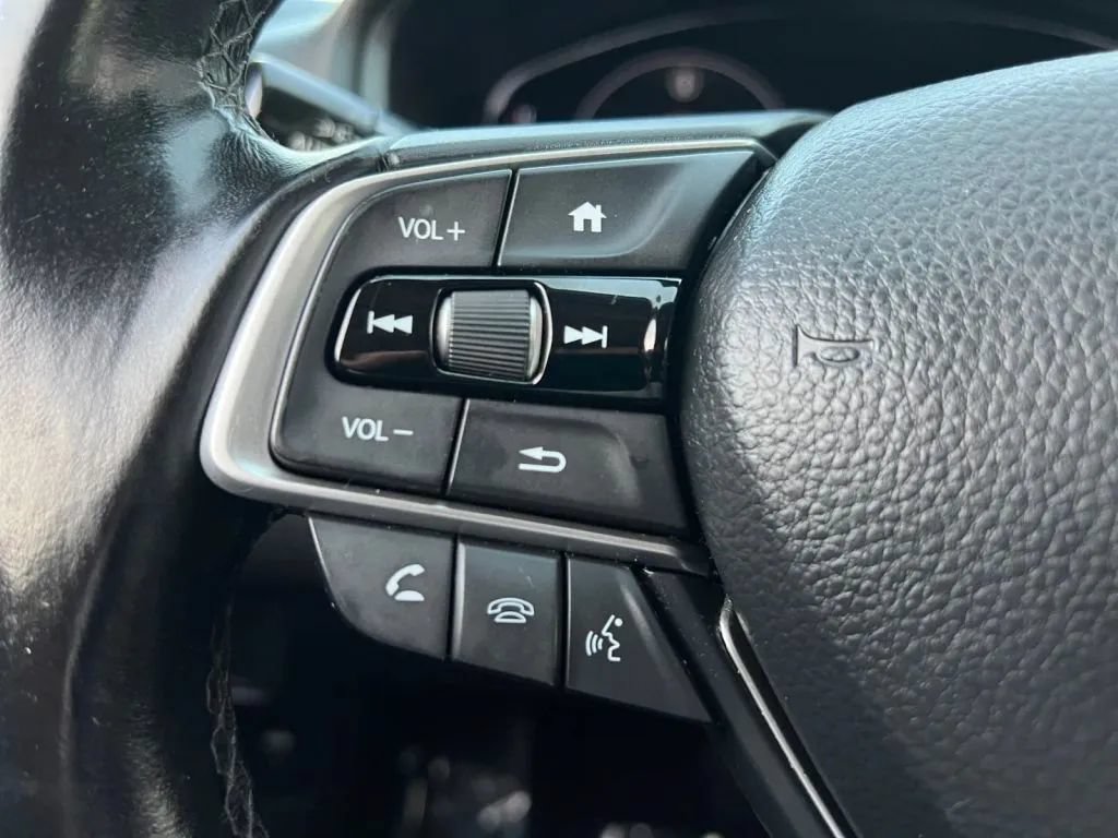 Used 2018 Honda Accord EX-L image 45