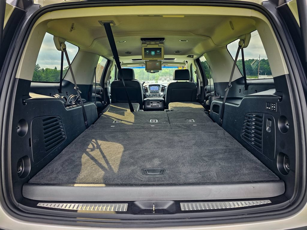 Used 2019 Chevrolet Suburban LT AWD/4WD image 41