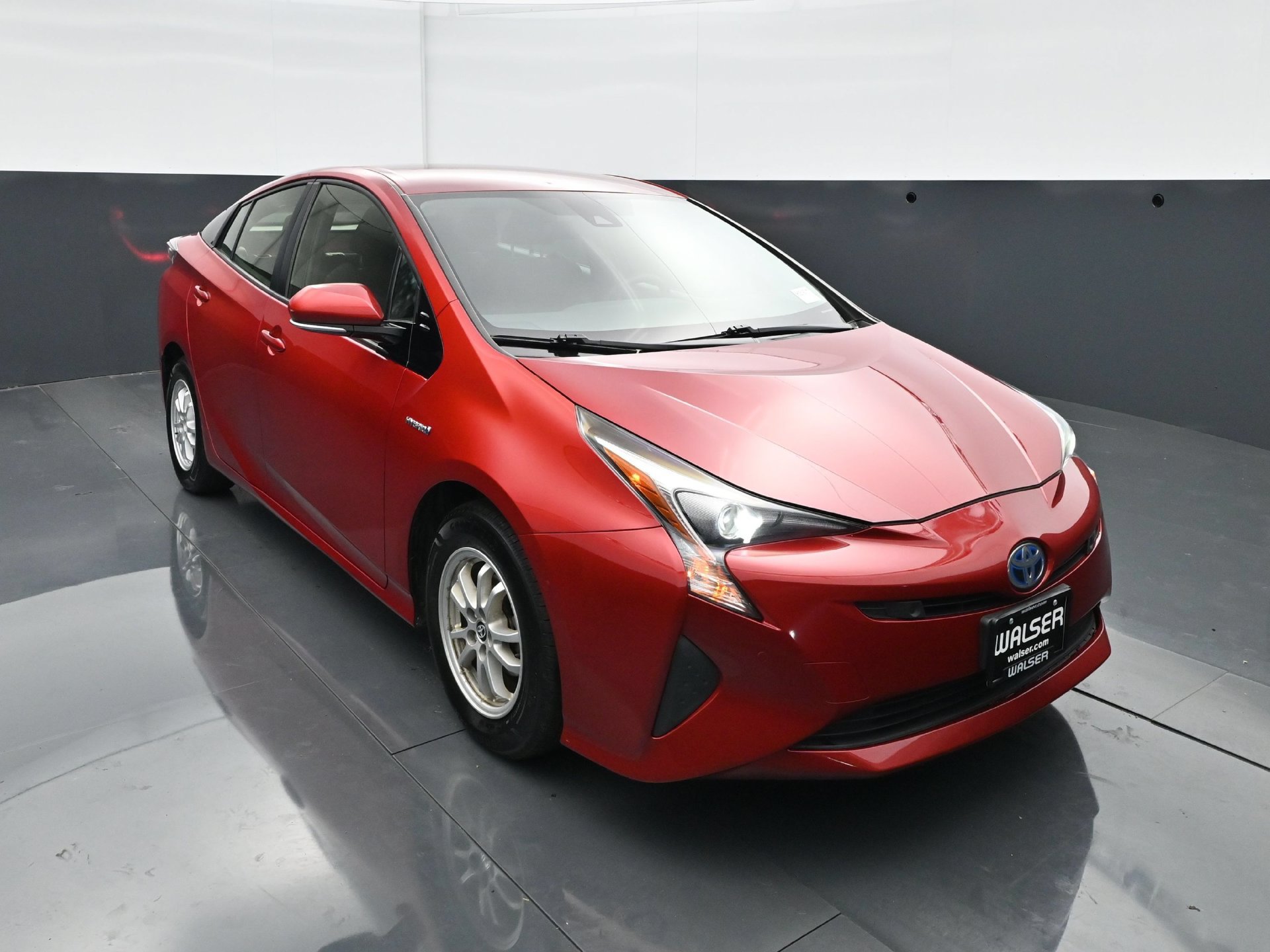 Used 2018 Toyota Prius Two w/ Prius Two Safety Plus Package FWD image 11