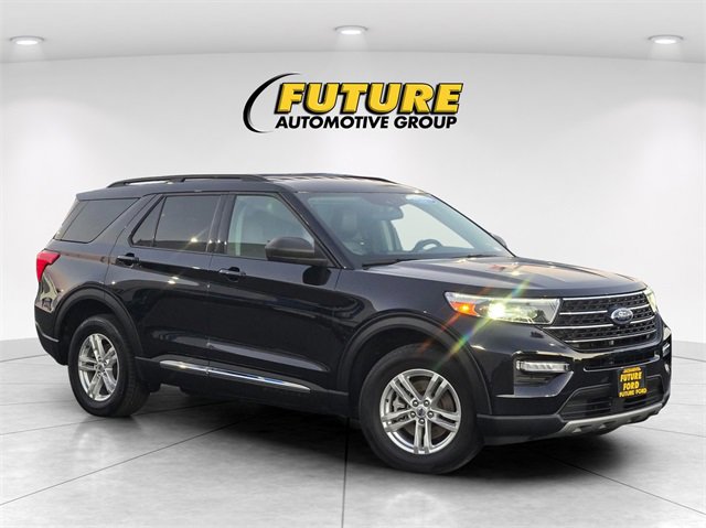 Certified 2023 Ford Explorer XLT w/ Equipment Group 202A image 1