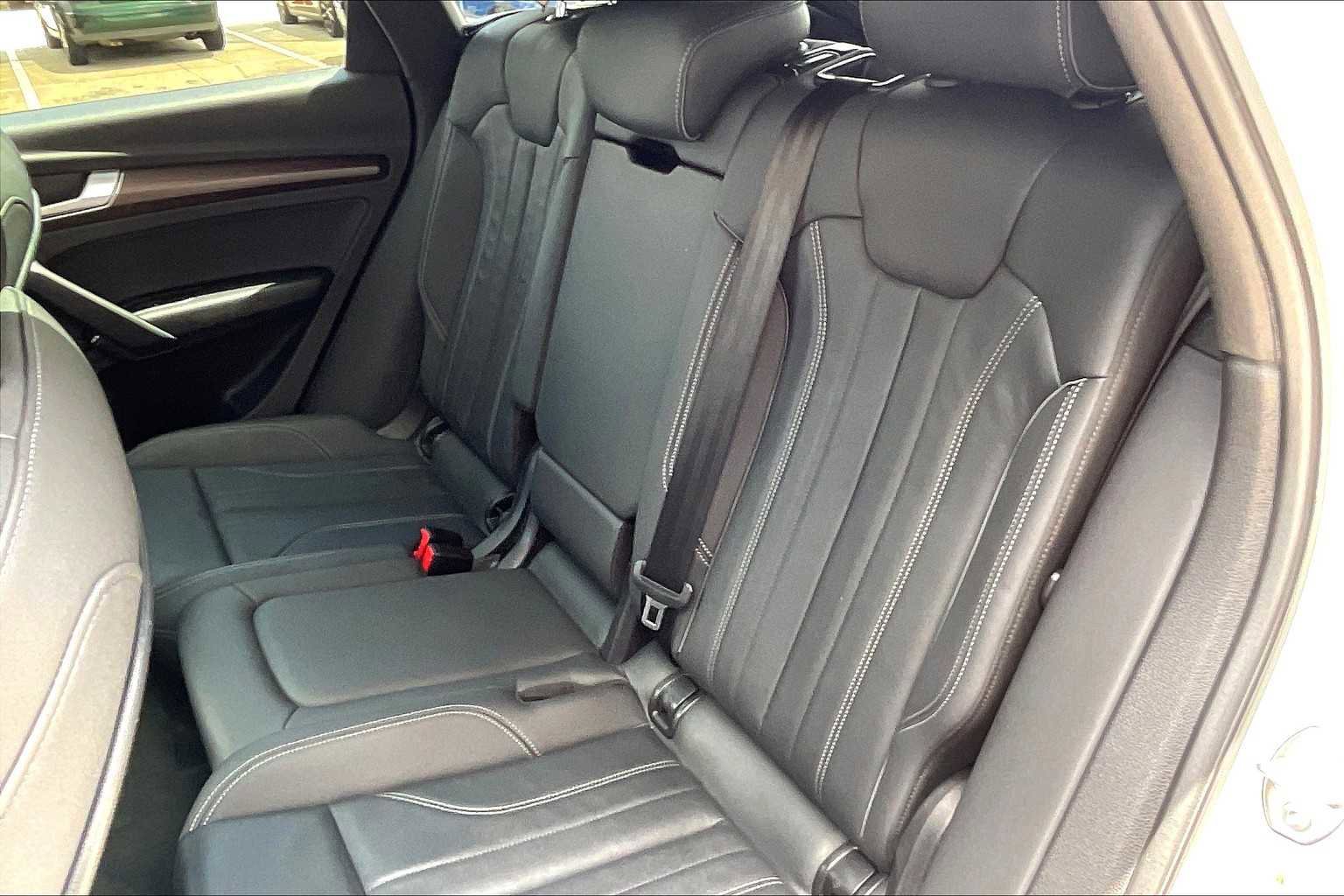 Used 2021 Audi Q5 2.0T Premium w/ Convenience Package image 20