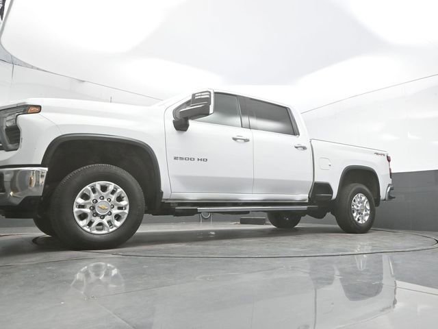 Used 2024 Chevrolet Silverado 2500 LTZ image 33