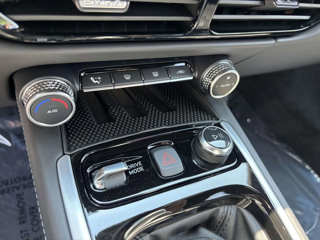 New 2025 Lotus Emira image 39