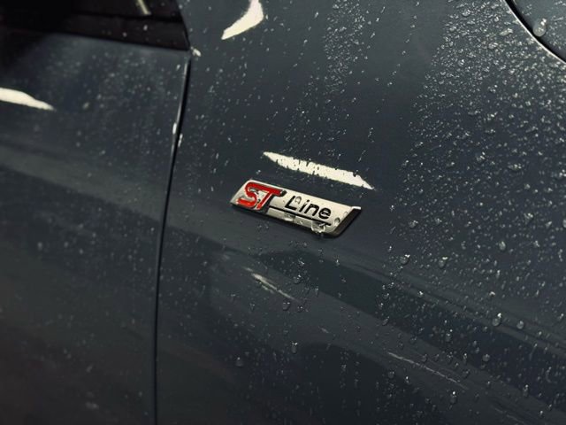 Used 2024 Ford Escape ST-Line Select w/ Tech Pack #1 image 6