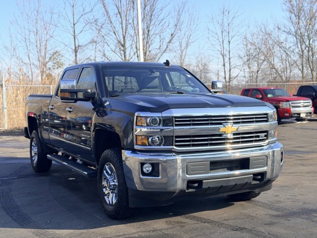 Used 2019 Chevrolet Silverado 2500 LTZ image 3