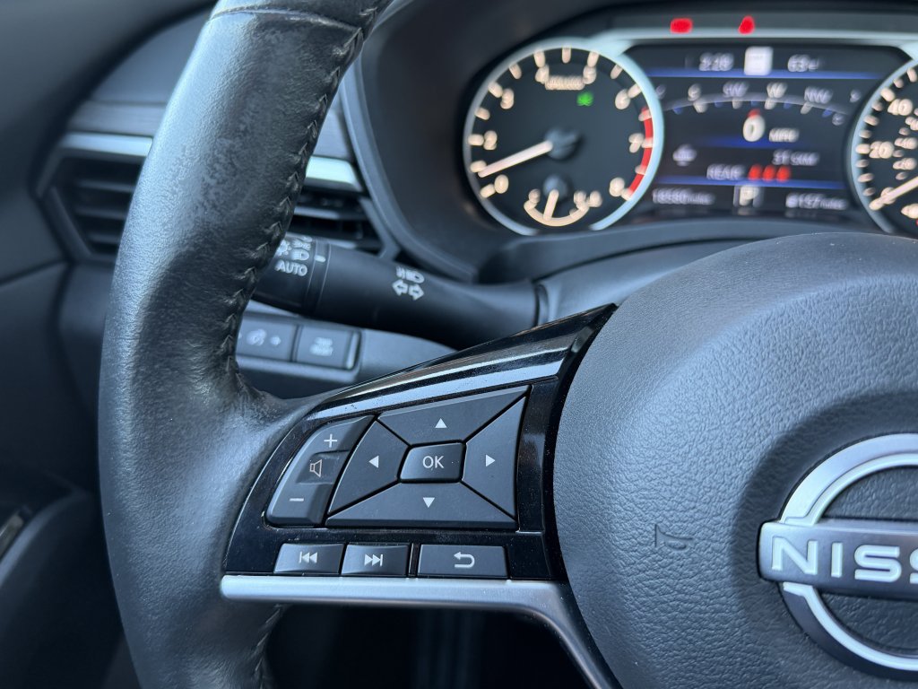 Used 2024 Nissan Altima 2.5 SL AWD/4WD image 27