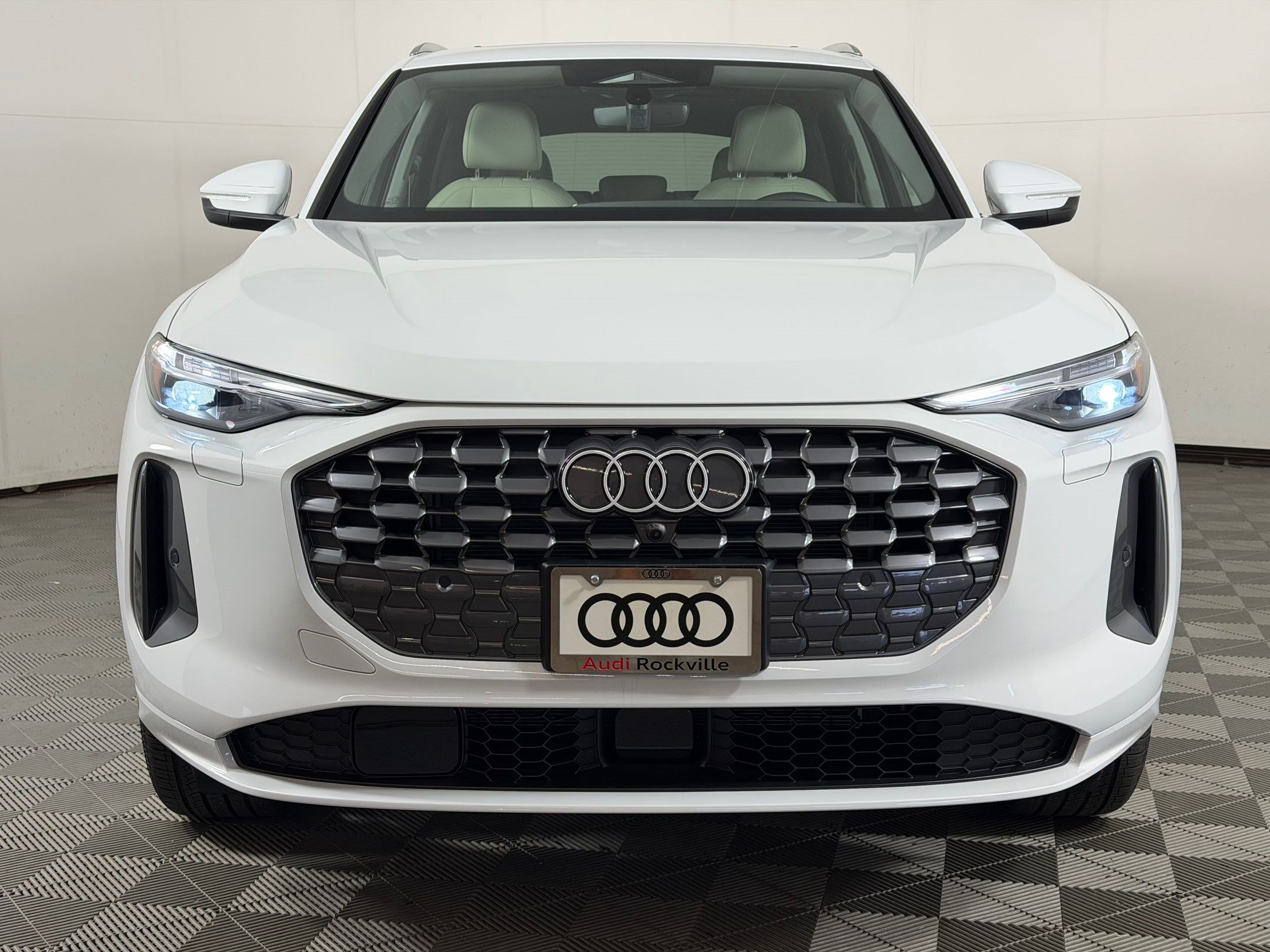 New 2026 Audi Q5 Premium Plus w/ Premium Plus AWD/4WD image 6