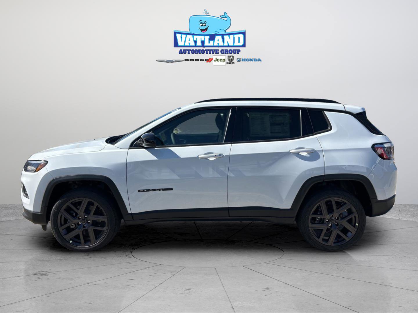 New 2026 Jeep Compass Latitude AWD/4WD image 2