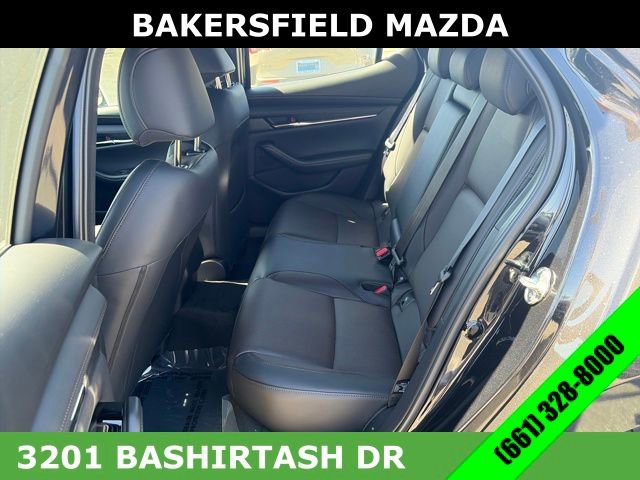 New 2026 MAZDA MAZDA3 Hatchback w/Premium Plus Pkg image 25